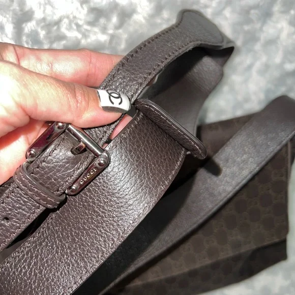 Gucci vintage crossbody bag - Picture 3 of 16